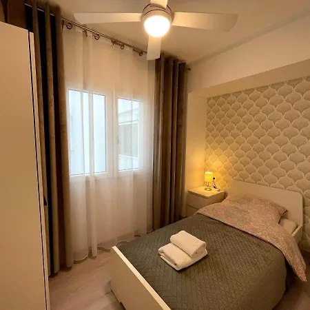 Haroldo Parres 17 公寓 *