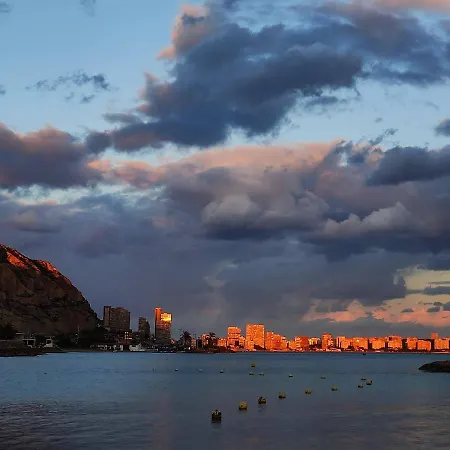 Haroldo Parres 17 * Alicante